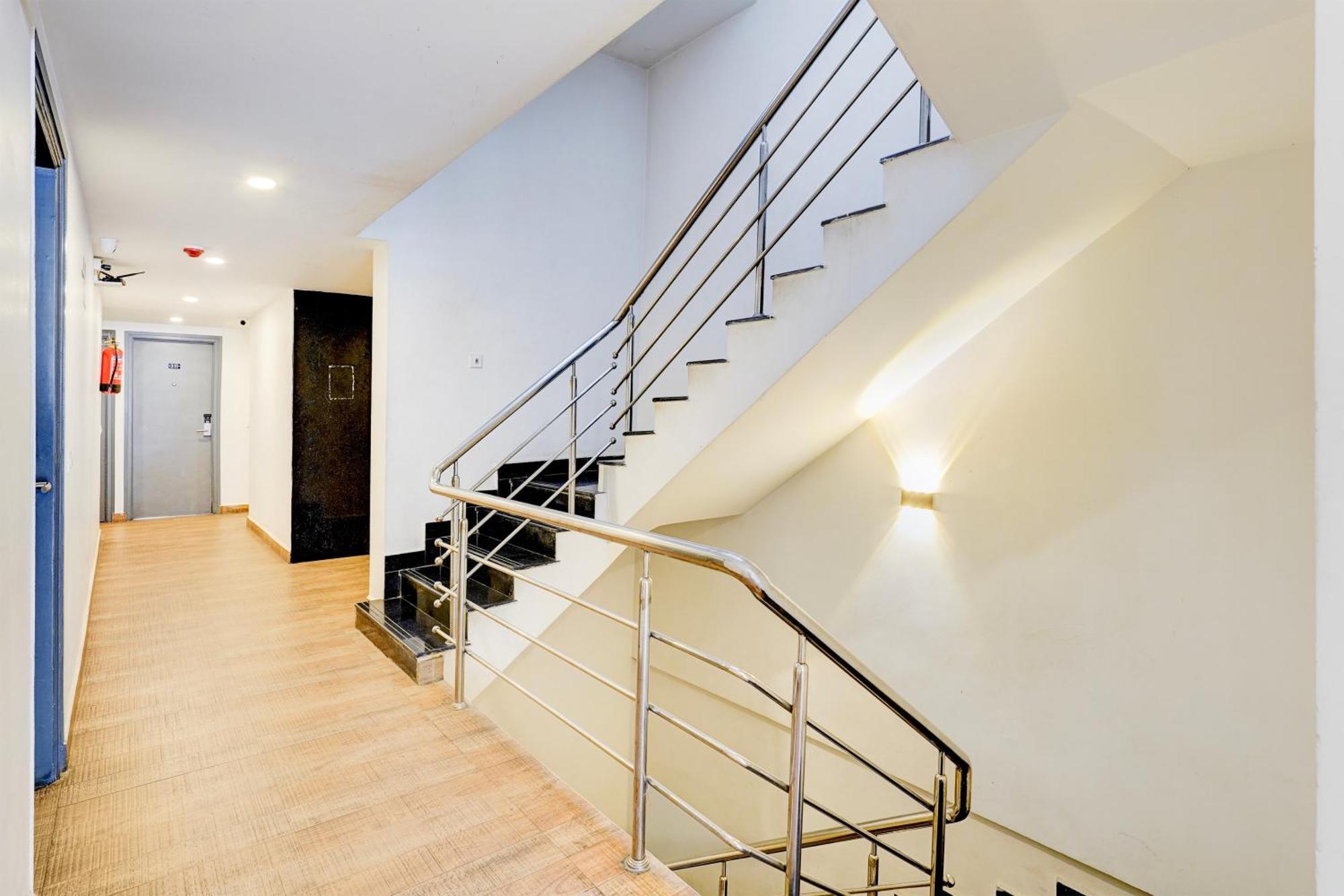 Hotel Super Townhouse Tirupati Zewnętrze zdjęcie